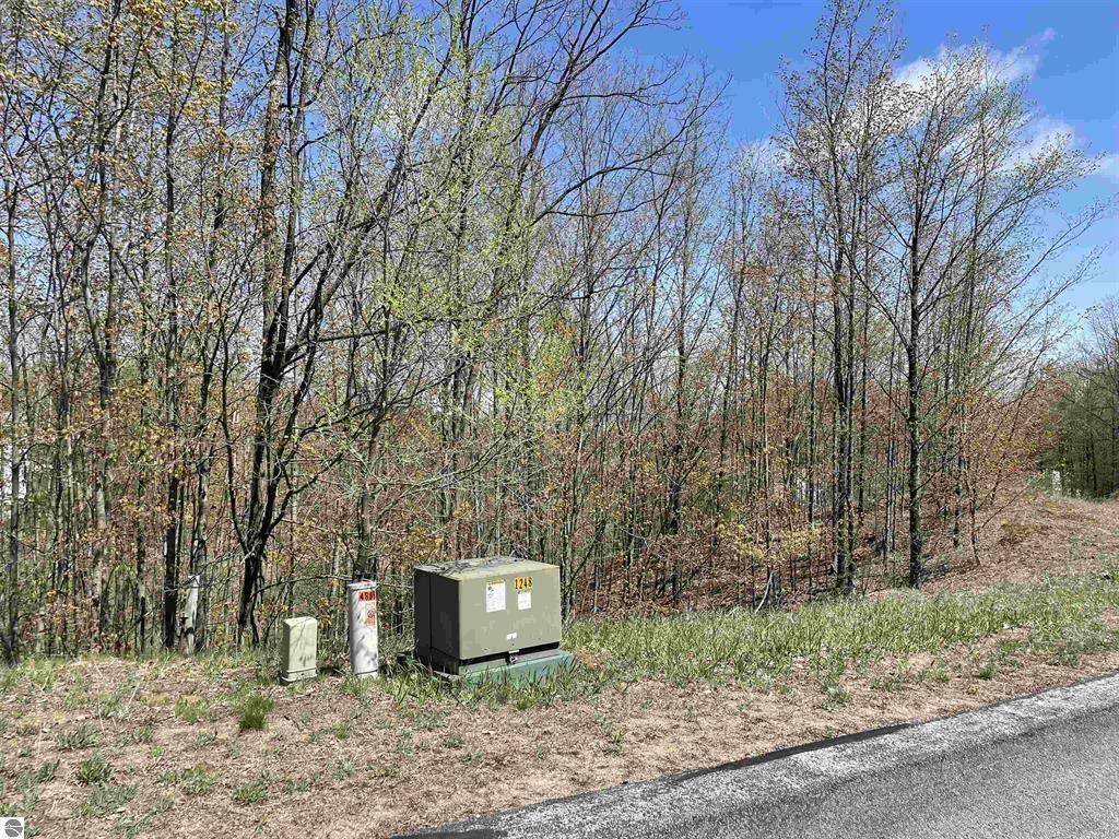 Garfield Twp, MI 49684,4863 Grayhawk Boulevard Lot: 15