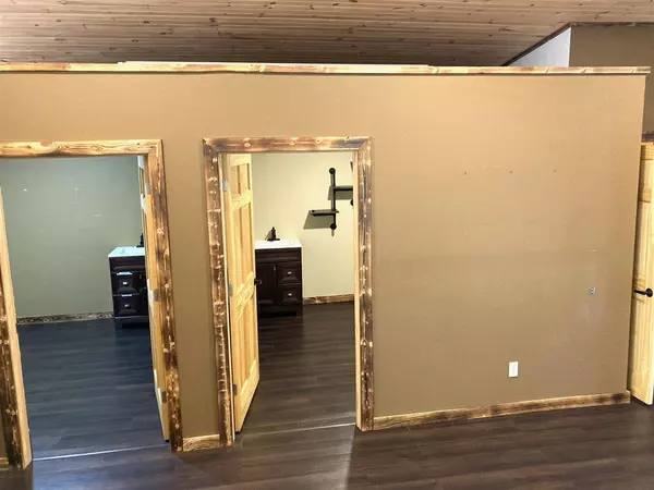 Traverse City, MI 49686,516 E Front Street Unit: B