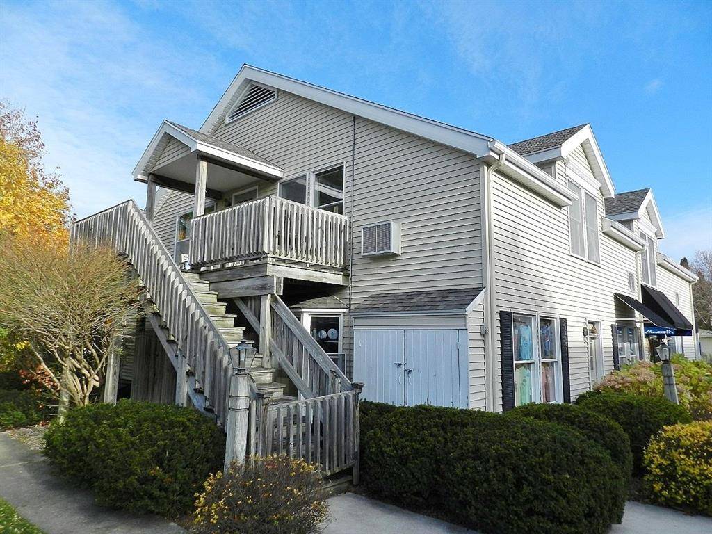 Leland Twp, MI 49654,113 N Main Street Unit: 2