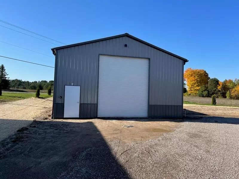 2821 Lynx Lane Unit: 6, Paradise Twp, MI 49649