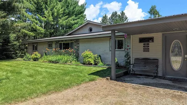 Au Sable Twp, MI 48656,7884 N Saint Helen Road