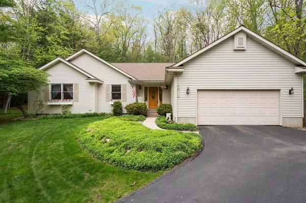 4611 Audubon Drive, Acme Twp, MI 49686