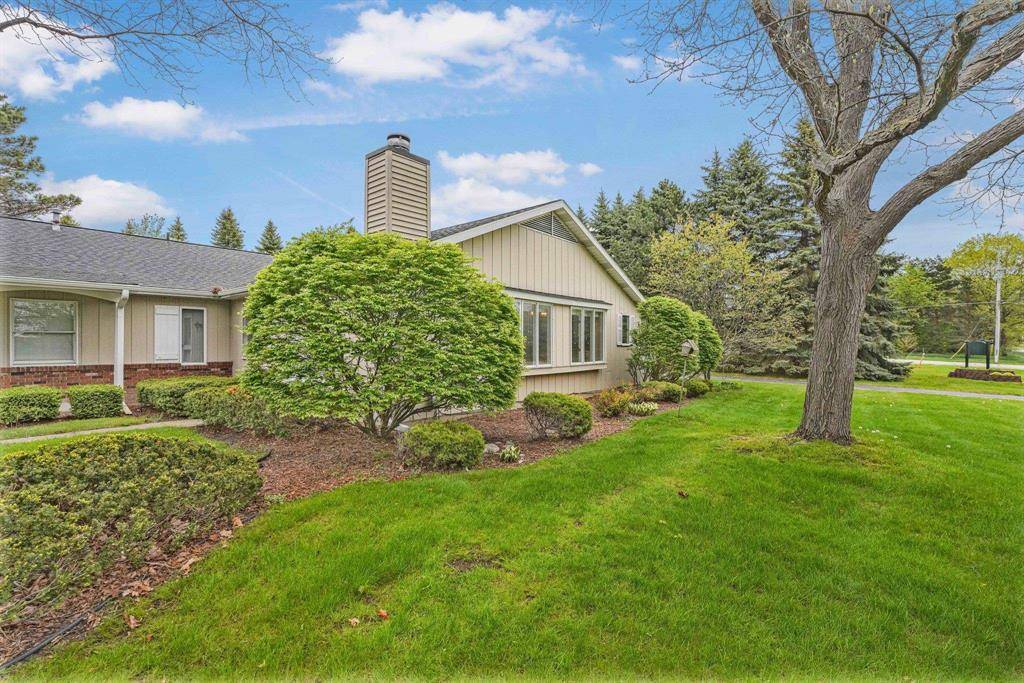 34 Mathison Road 4, Peninsula Twp, MI 49686
