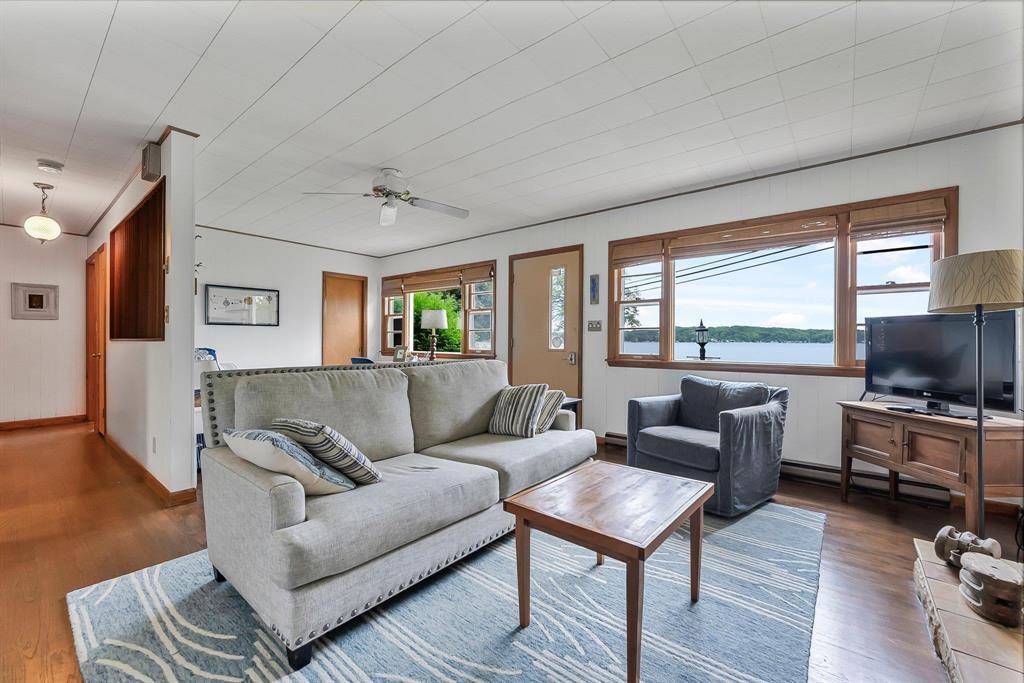 Benzonia Twp, MI 49617,7510 Crystal Drive