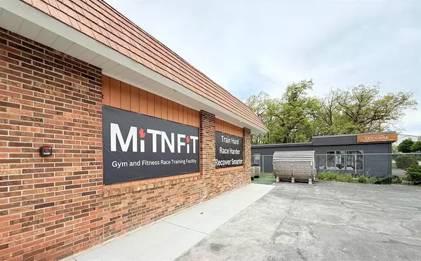 Traverse City, MI 49686,1048 S Garfield Avenue