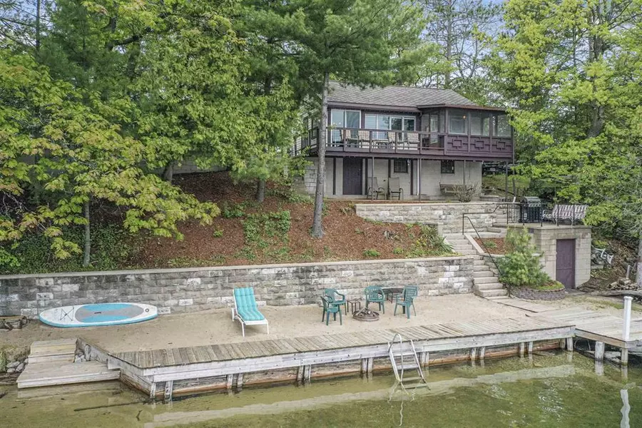 4222 Celery Bay Drive, East Bay Twp, MI 49696