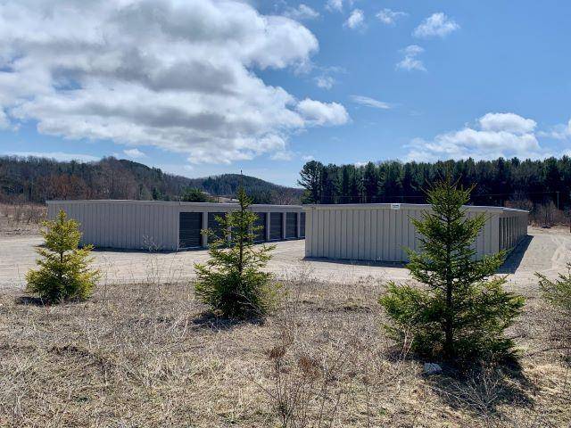 7338 E Duck Lake Road, Leland Twp, MI 49653