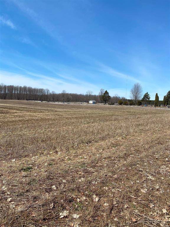 1135 NE County Road 571, Kalkaska Twp, MI 49646