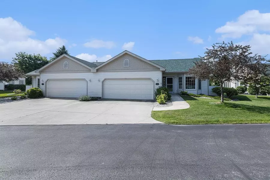 301 Golf View Lane, Elk Rapids Twp, MI 49629