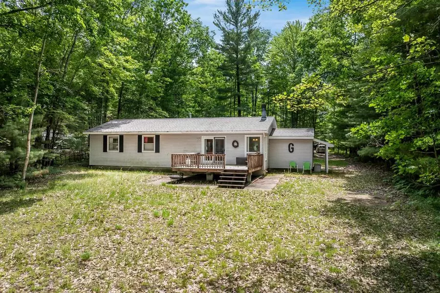 5780 Rennie View, East Bay Twp, MI 49696
