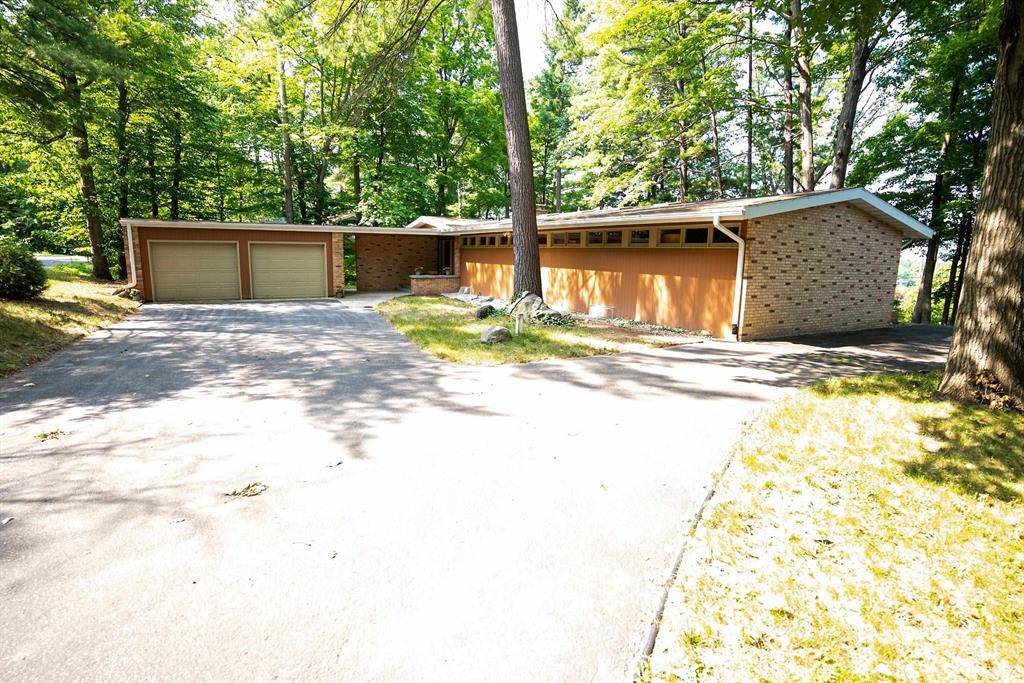 Peninsula Twp, MI 49686,1620 Timber Lane