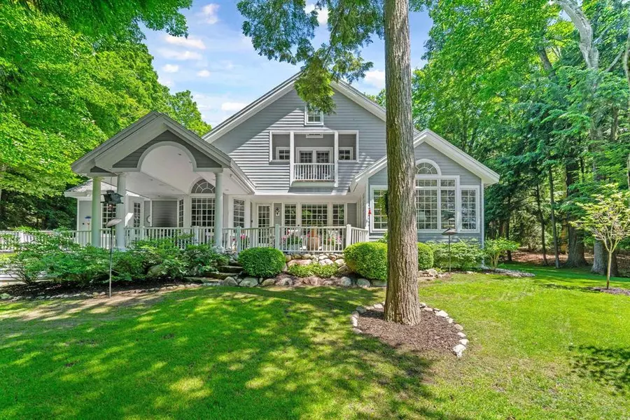 3155 N Country Club, Leland Twp, MI 49654