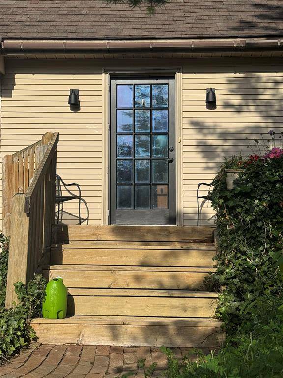 Traverse City, MI 49686,726 Highland Park Drive