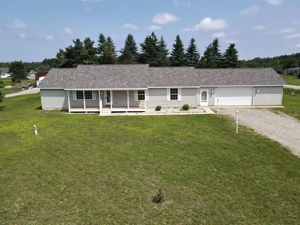 2703 Orchard Beach Drive, Benton Twp, MI 49721