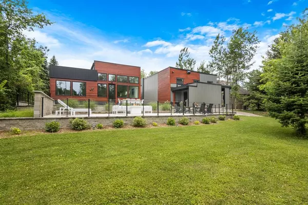 15504 Clearwater Point Road, Elk Rapids Twp, MI 49690