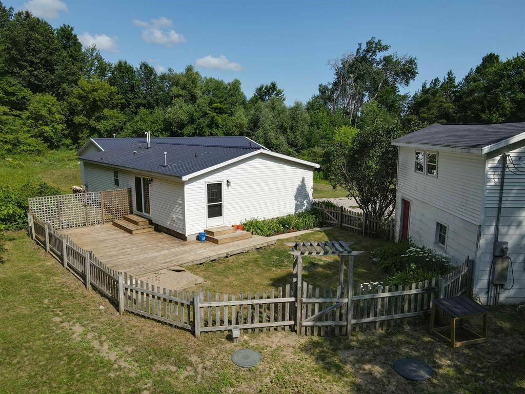 Garfield Twp, MI 49696,457 N Garfield