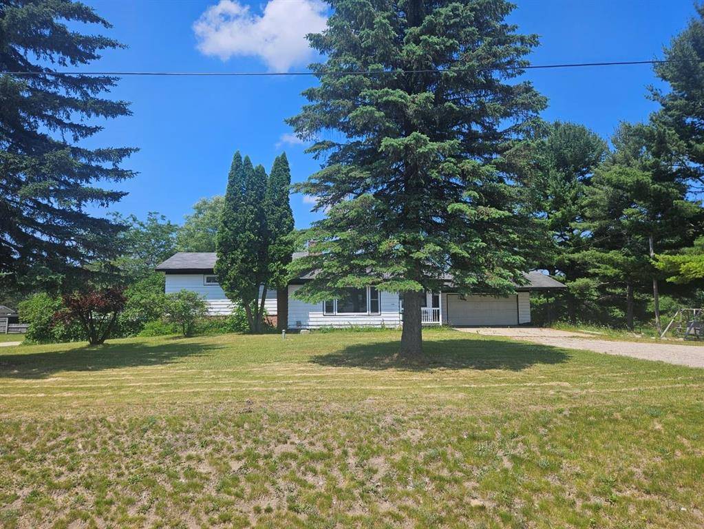 5640 W Houghton Lake Road, Forest Twp, MI 49651