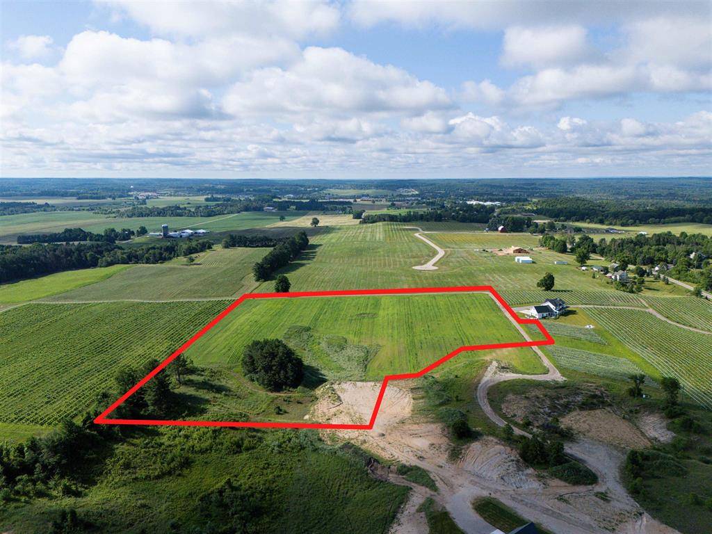 TBD Sayler Road, Acme Twp, MI 49690