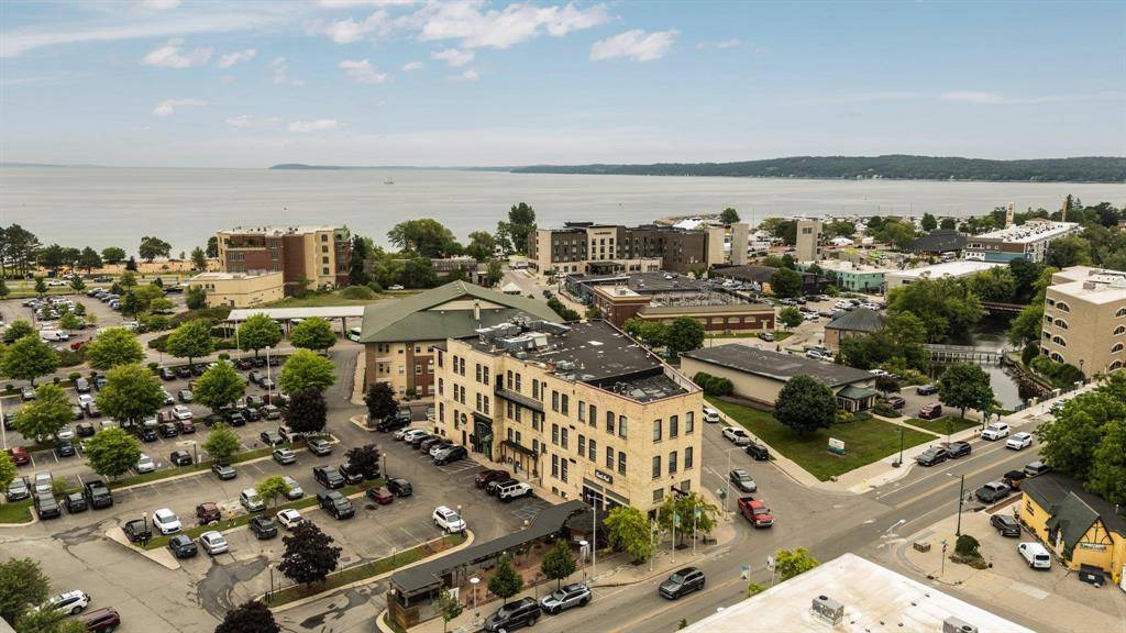 Traverse City, MI 49684,400 W Front Street 9