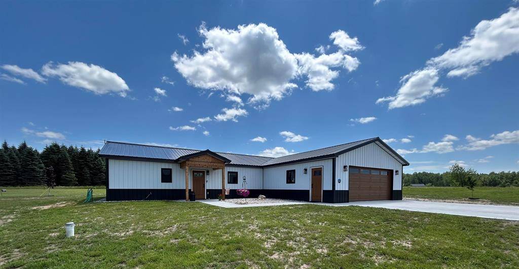 635 SW Grouse Drive, Kalkaska Twp, MI 49646