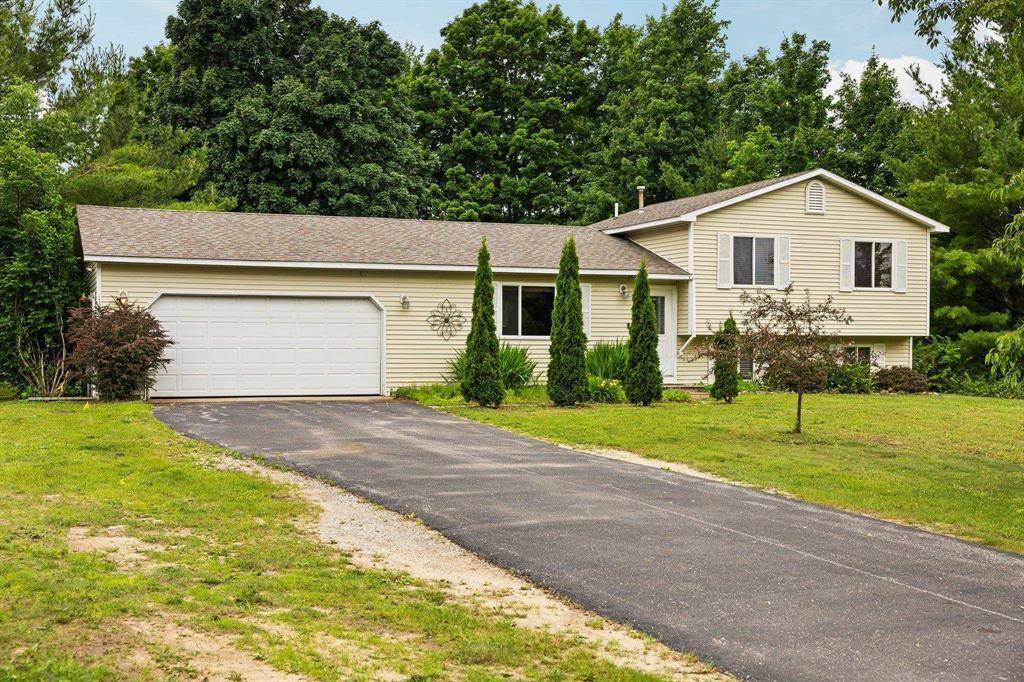 2785 E Sugar Maple Drive, Centerville Twp, MI 49621