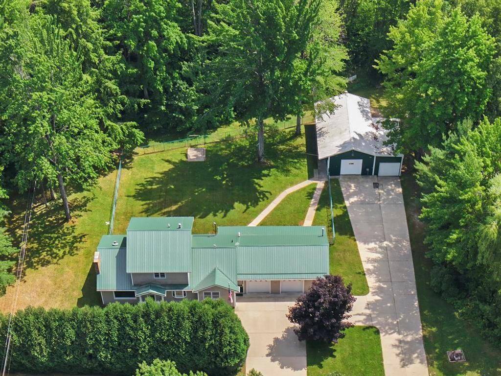 2007 S Lake Mitchell Drive, Cherry Grove Twp, MI 49601