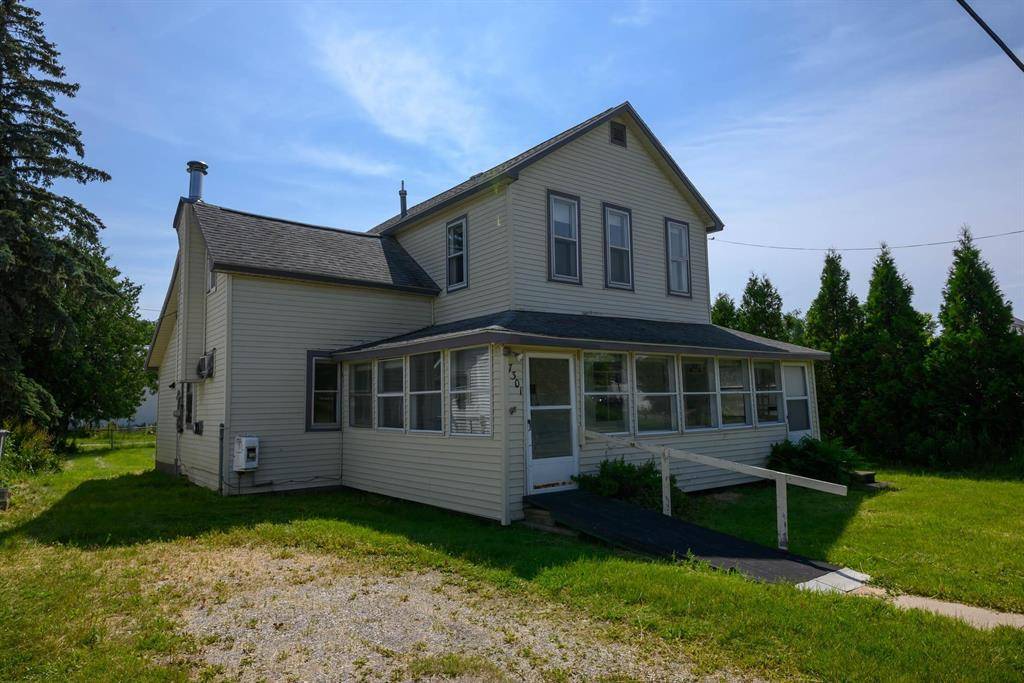 7301 Clark Street, Benzonia Twp, MI 49617