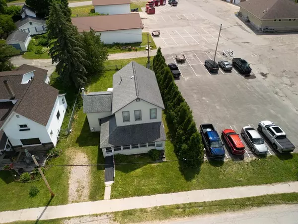 Benzonia Twp, MI 49617,7301 Clark Street