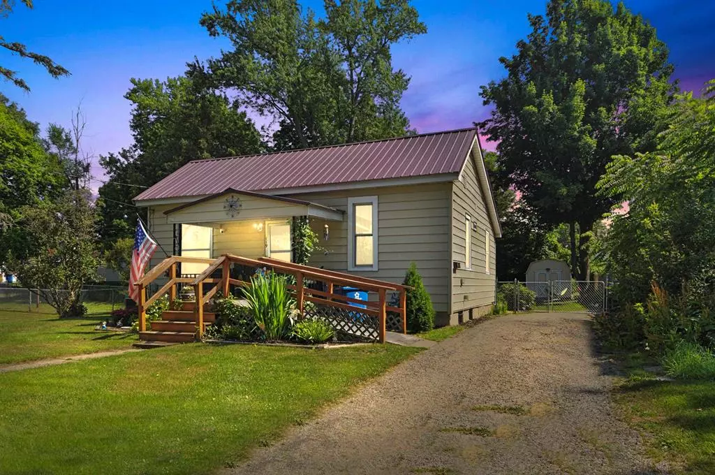 Richmond Twp, MI 49677,119 W Osceola