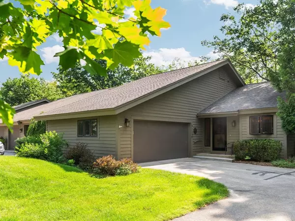 6530 Mission Ridge, Peninsula Twp, MI 49686