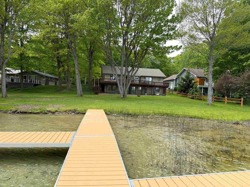 19146 Birch View Trail, Almira Twp, MI 49650