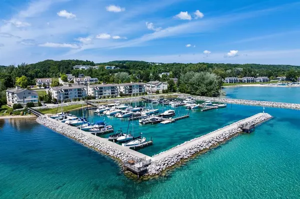 Suttons Bay Twp, MI 49682,712 Dockside Circle G-4
