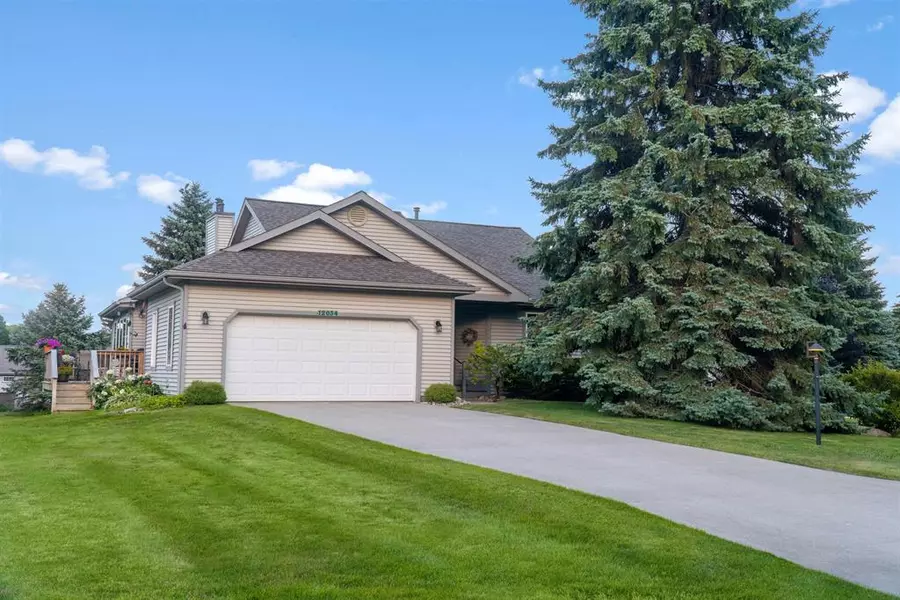 12034 Elk Run Drive, Elmwood Twp, MI 49684