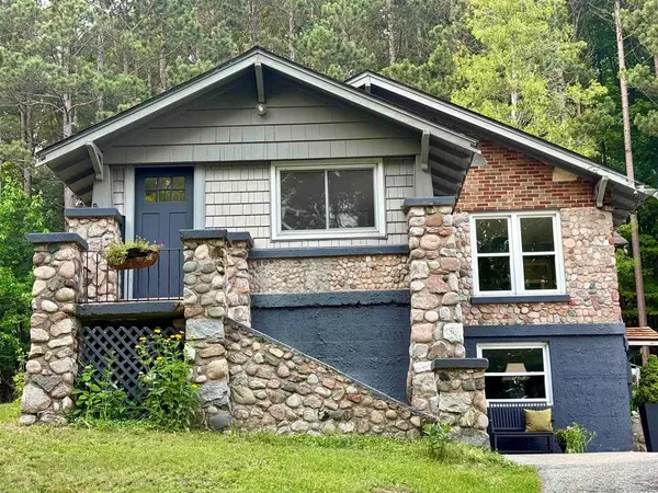 Frankfort, MI 49635,925 Beech Street