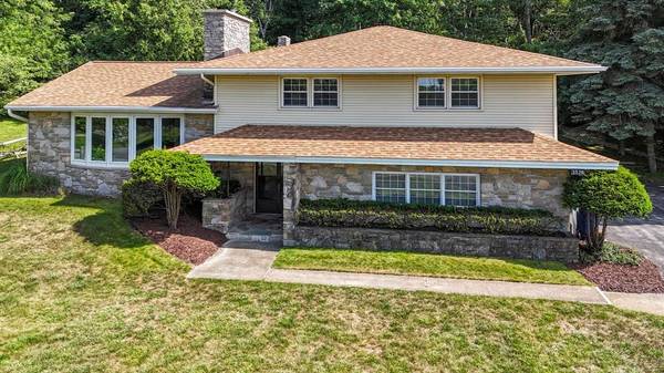 3526 Scenic Hills Drive, Acme Twp, MI 49690