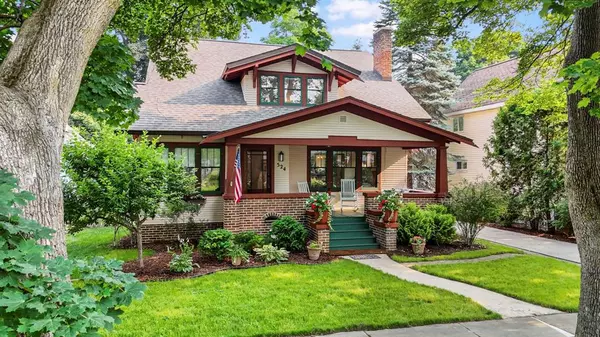 524 W Eighth Street, Traverse City, MI 49684