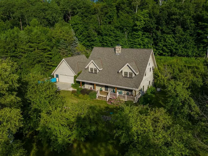 12142 Peninsula Drive, Peninsula Twp, MI 49686