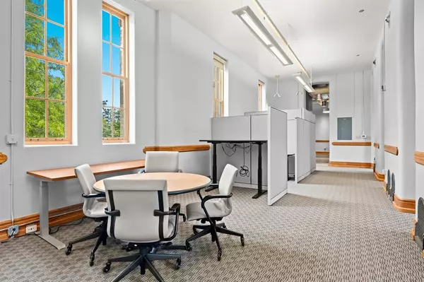 830 - 102 Cottageview Drive Unit: 102, Traverse City, MI 49684