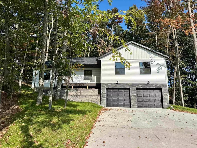 1016 Birmley Estates Drive, Garfield Twp, MI 49696