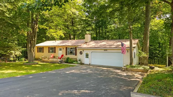 435 Lauri Wil Lane, East Bay Twp, MI 49696