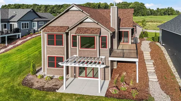 2808 W Crown Drive, Garfield Twp, MI 49685