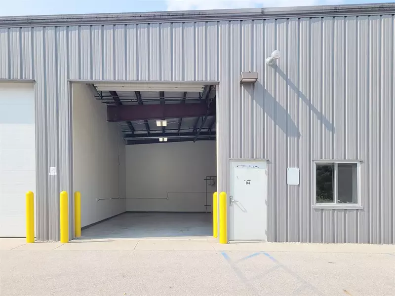 789 Industrial Circle, East Bay Twp, MI 49686