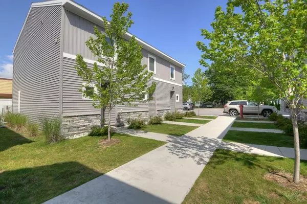 Traverse City, MI 49686,1139 E Eighth Street 7