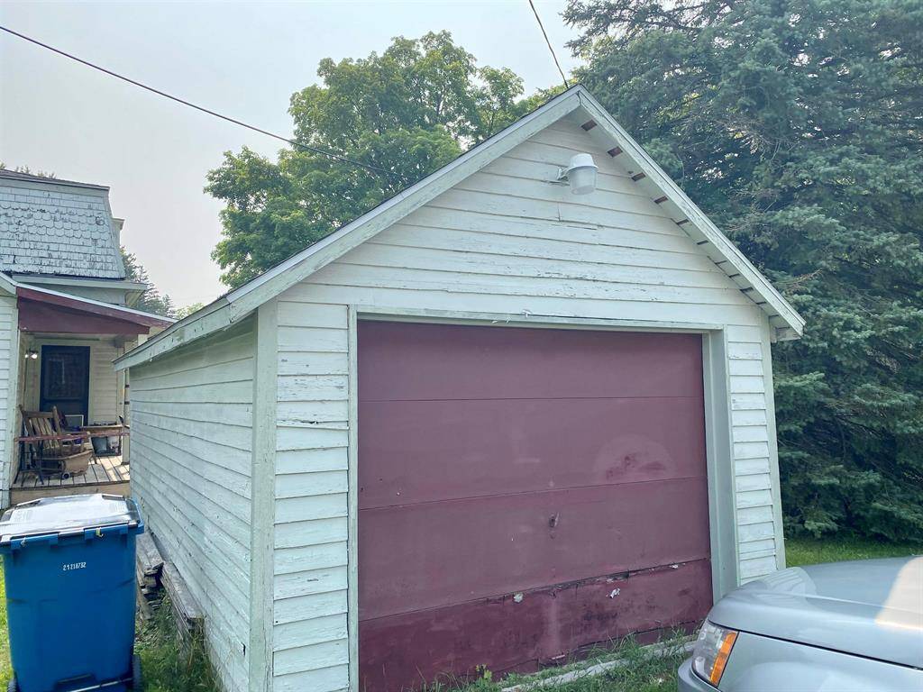 Mt. Pleasant, MI 48858,628 S Oak Street