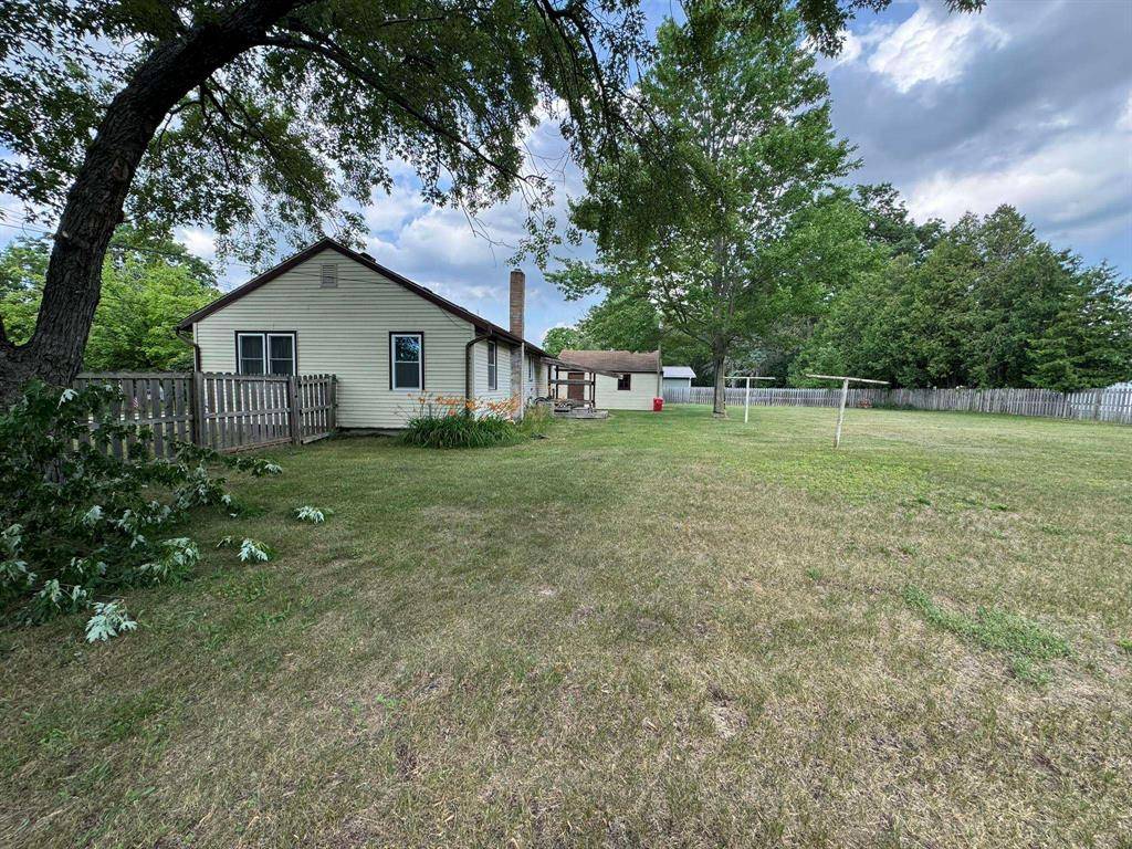 Clare, MI 48617,417 John R Street