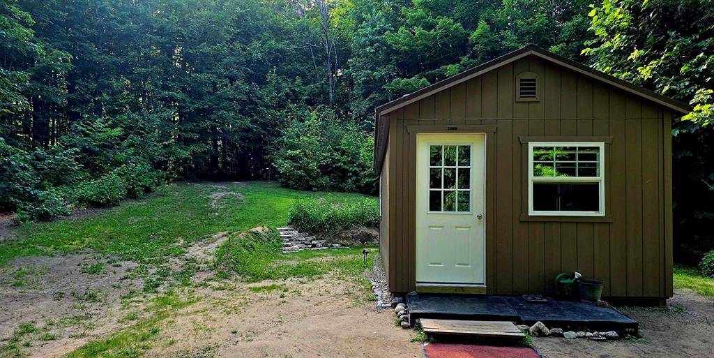 11480 Buck Lane, Mancelona Twp, MI 49659