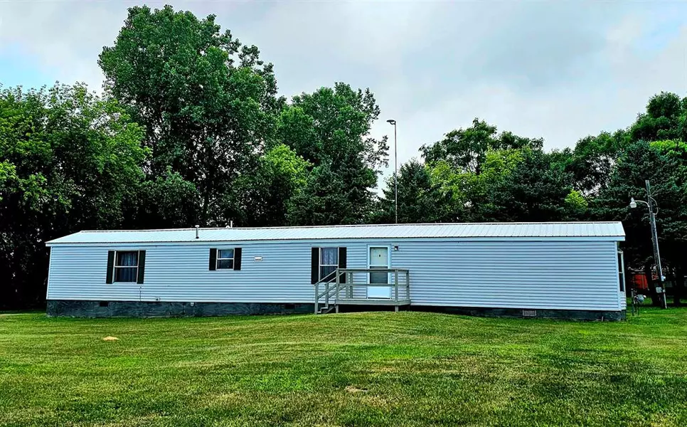 5955 N Pendell Road, Sumner Twp, MI 48832