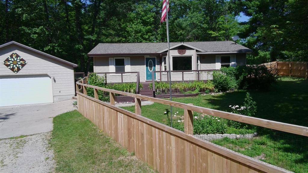 2577 NW Valley Road, Kalkaska Twp, MI 49646