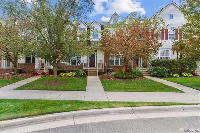 13106 Egret Lane, Wolverine Lake Vlg, MI 48390