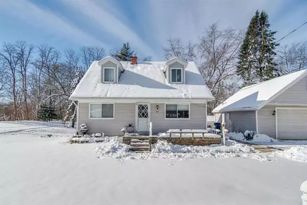 558 Overlook Street, White Lake, MI 48386